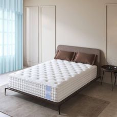 Mattresses & Bedding